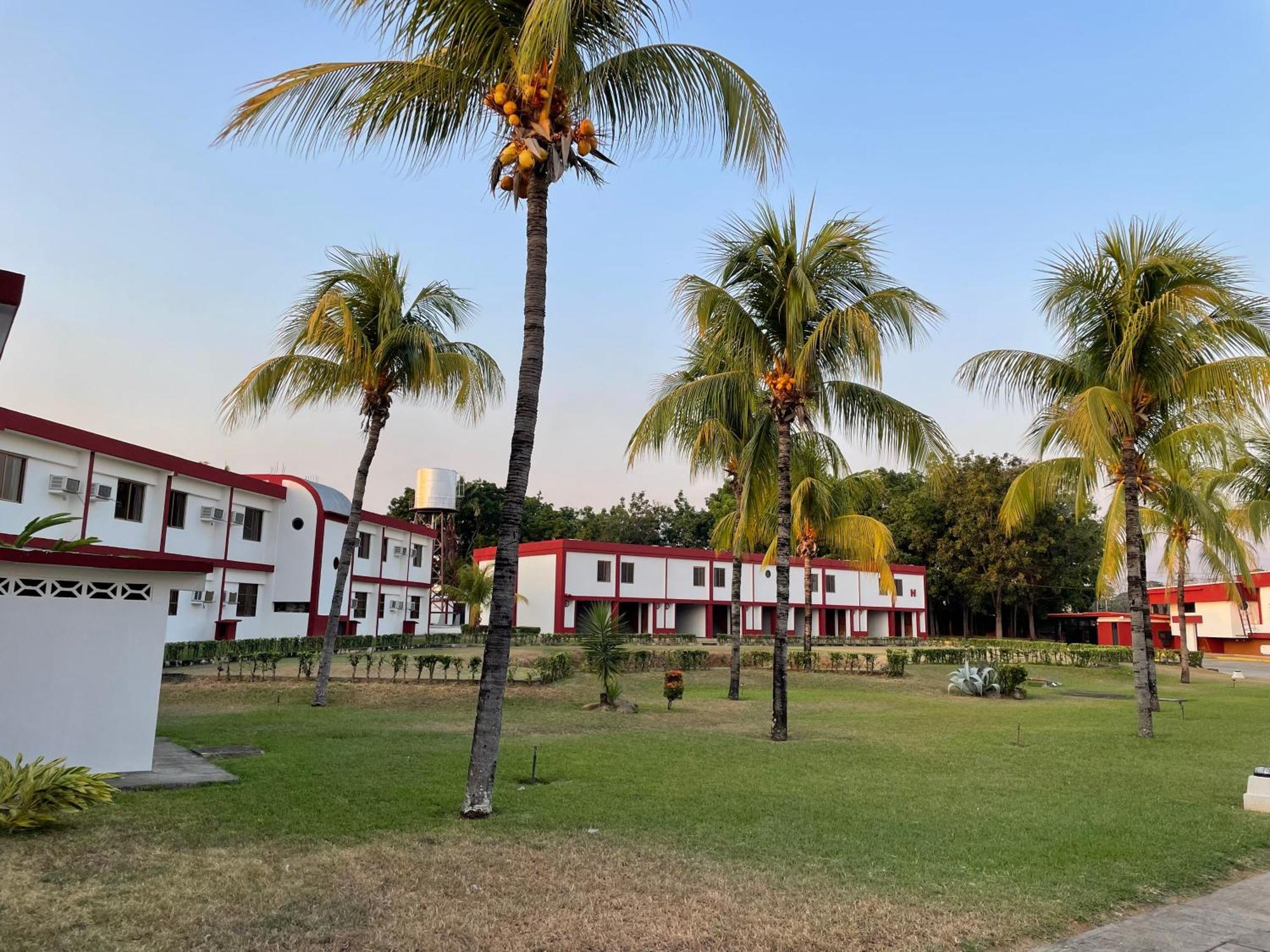 Hotel Espor Ca Barinas Exterior photo